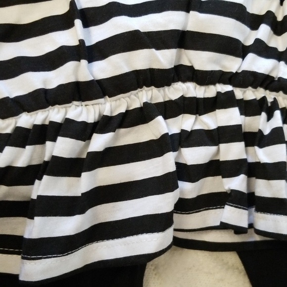 Piper baby 3 piece outfit size 5t black and white - Picture 6 of 7